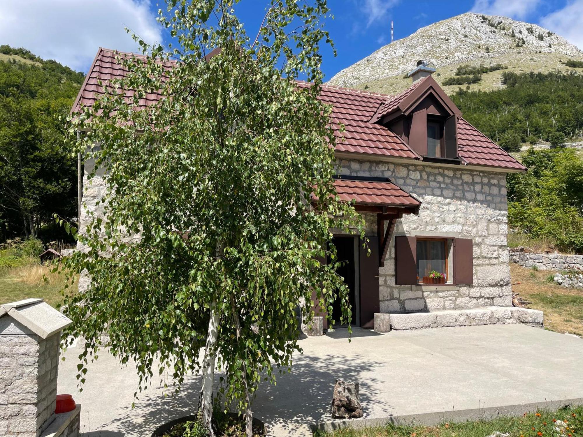 Lovcen Holiday Home Cetinje Buitenkant foto