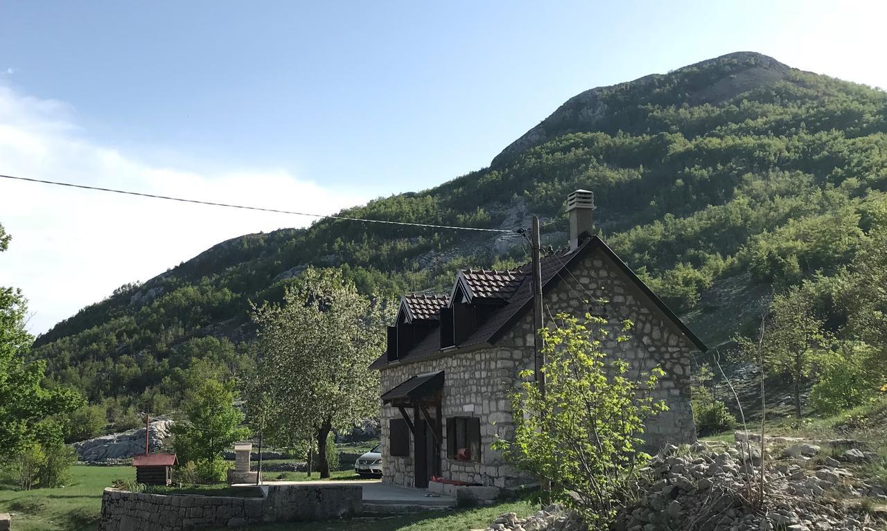Lovcen Holiday Home Cetinje Buitenkant foto