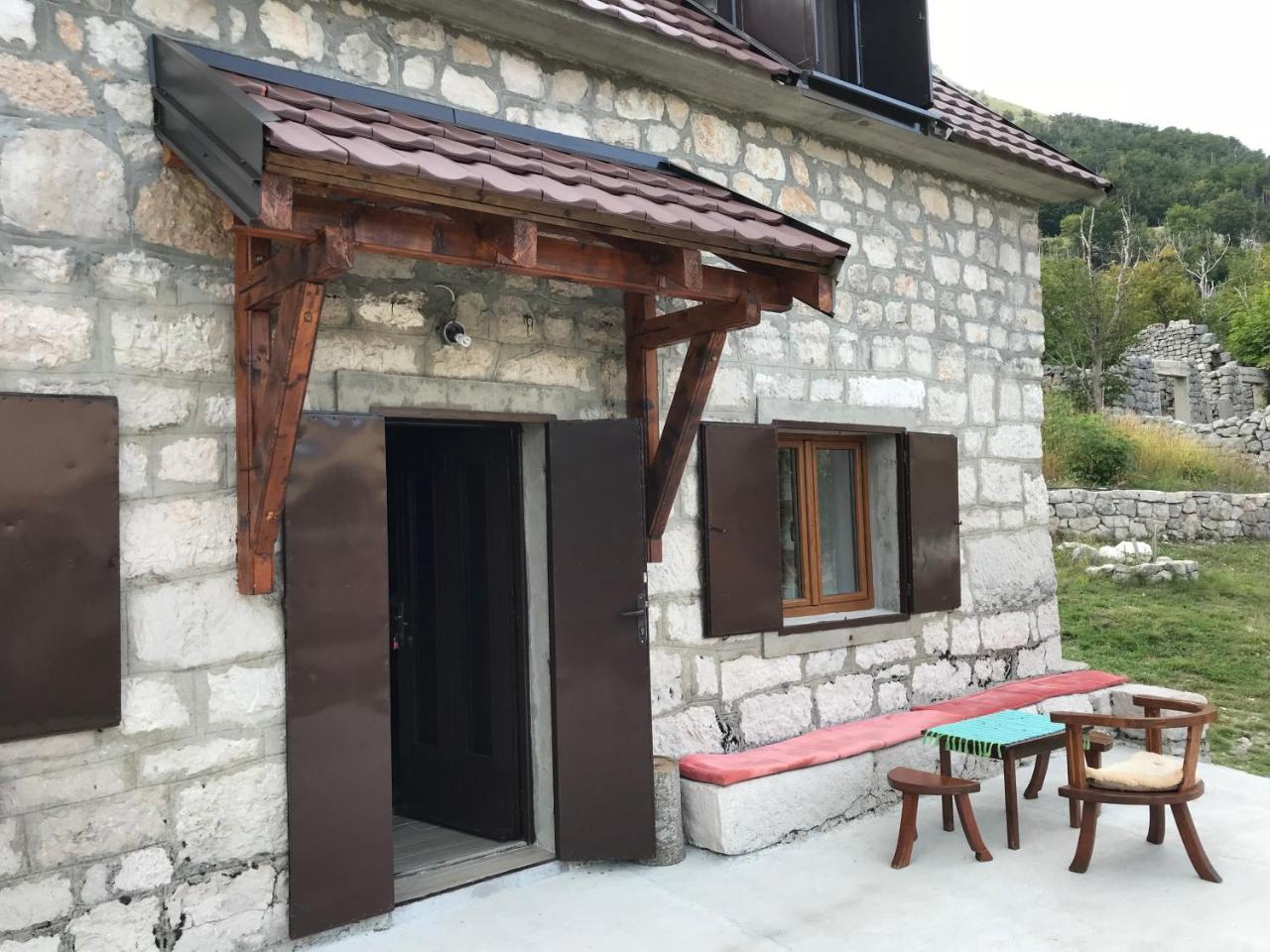 Lovcen Holiday Home Cetinje Buitenkant foto