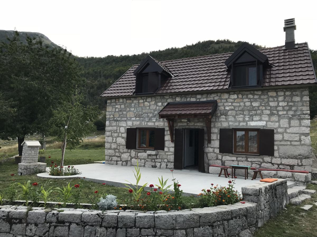 Lovcen Holiday Home Cetinje Buitenkant foto